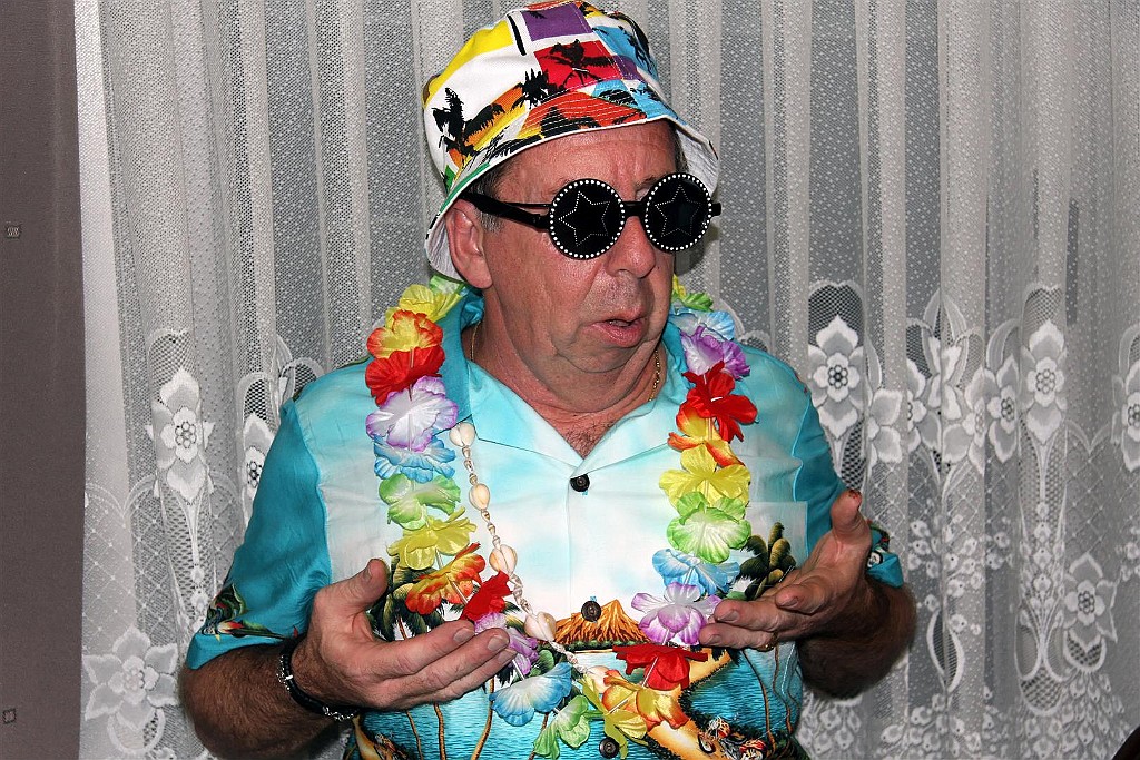 HawaiiParty (153).jpg - Effe meedoen ...